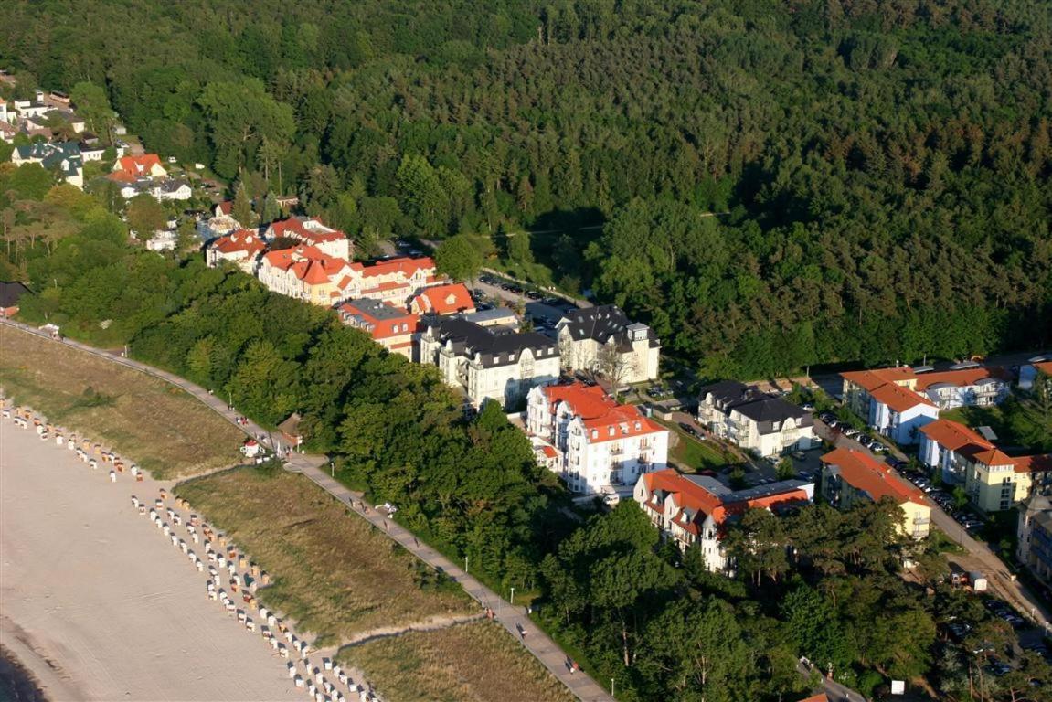 Am Weststrand Aparthotel Кюлунгсборн Экстерьер фото