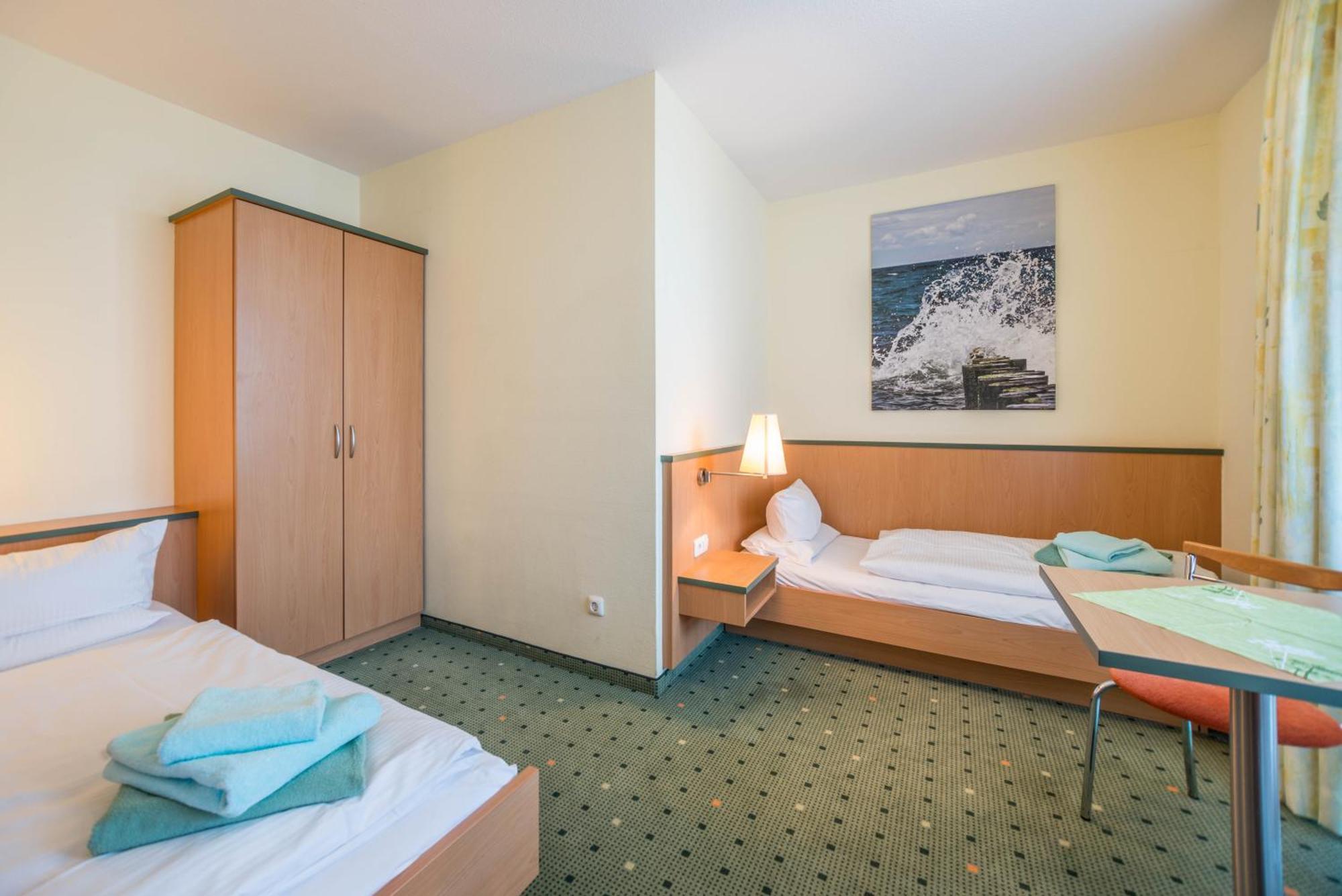 Am Weststrand Aparthotel Кюлунгсборн Экстерьер фото