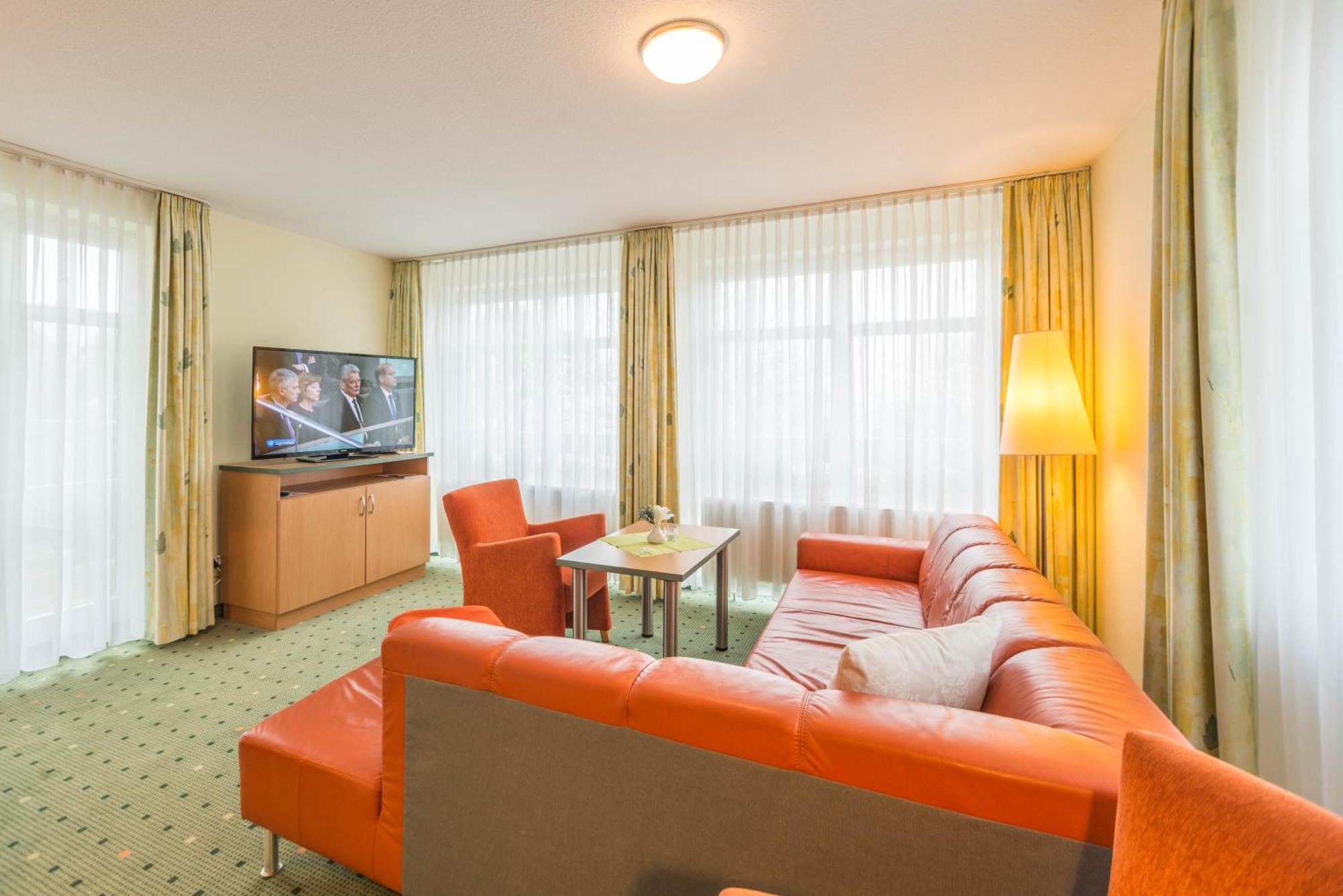 Am Weststrand Aparthotel Кюлунгсборн Экстерьер фото