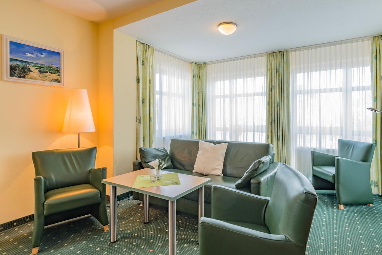 Am Weststrand Aparthotel Кюлунгсборн Экстерьер фото